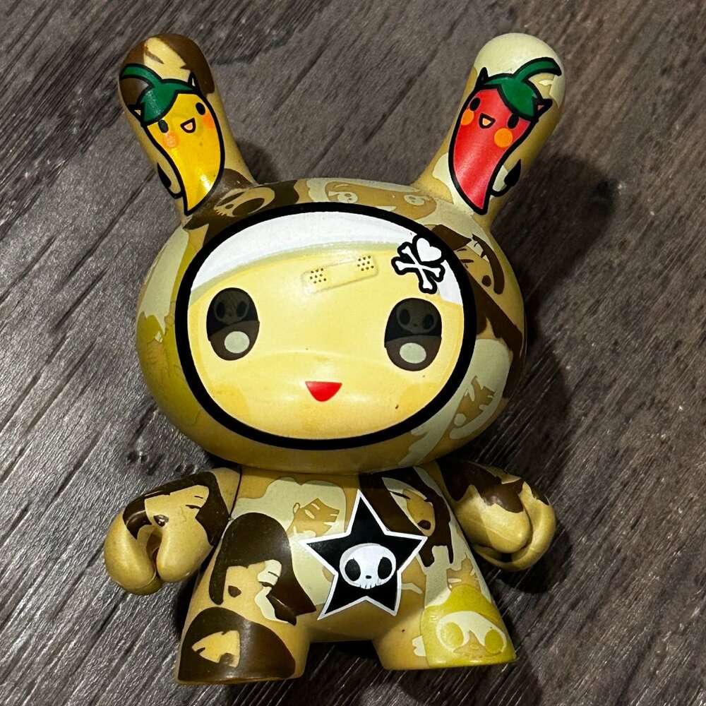 Kidrobot Dunny 2006 Series 3, 3-inch figure Tokidoki by Simone Legno